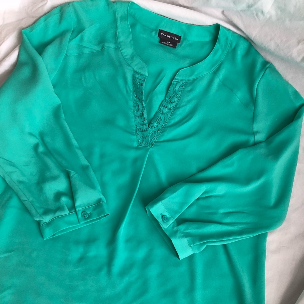Van Heusen Medium Sheer Seafoam Green Shirt. NWOT